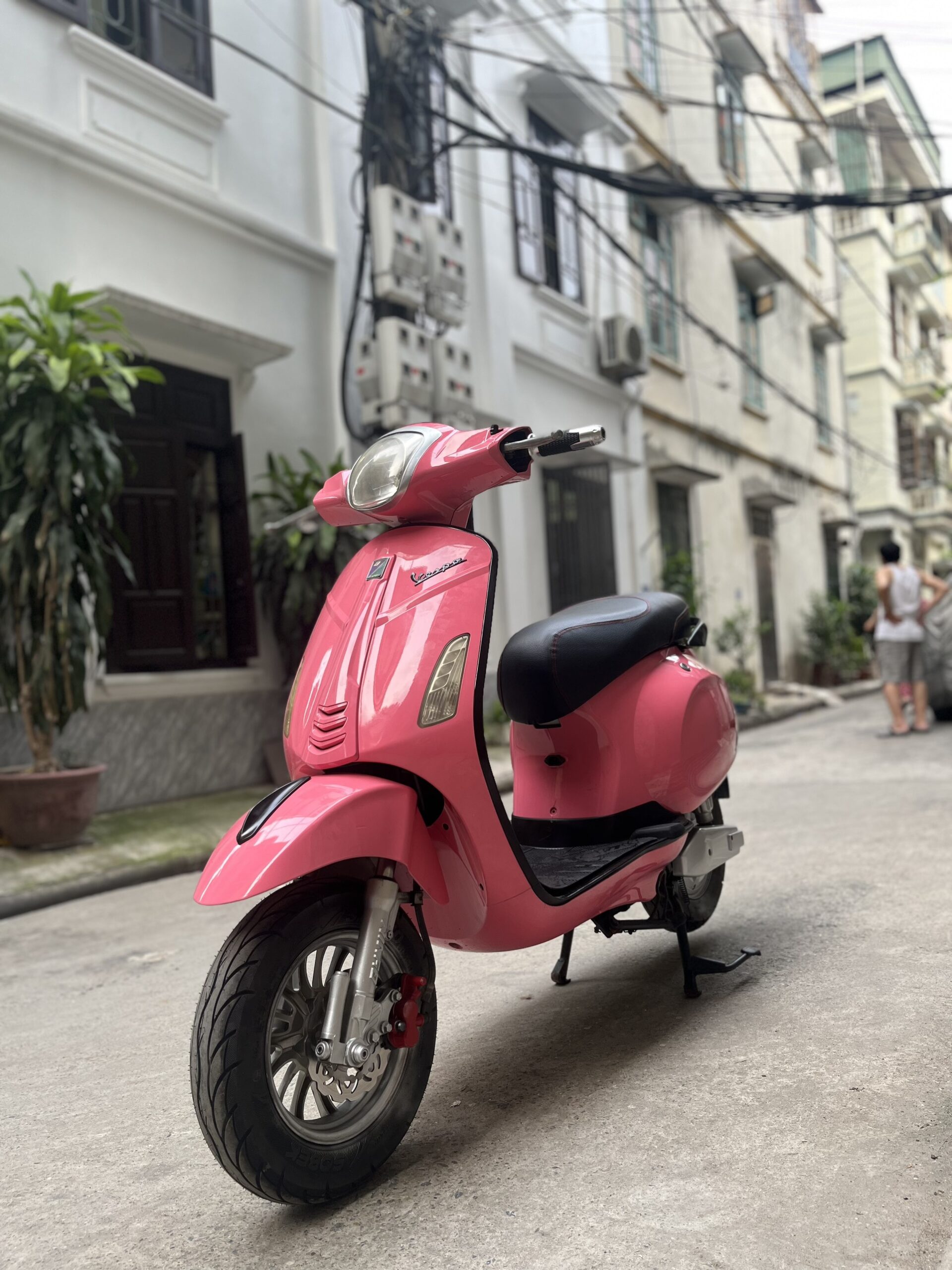 xe máy điện vespa màu hồng cũ độ mới 95% - Xe Điện Hải Vân